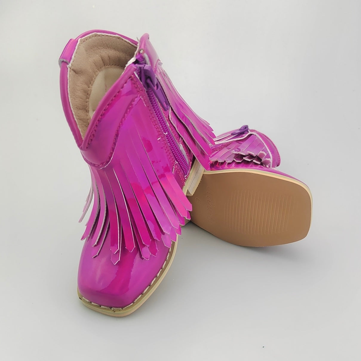 RTS Fuchsia Patent LOWCUTS