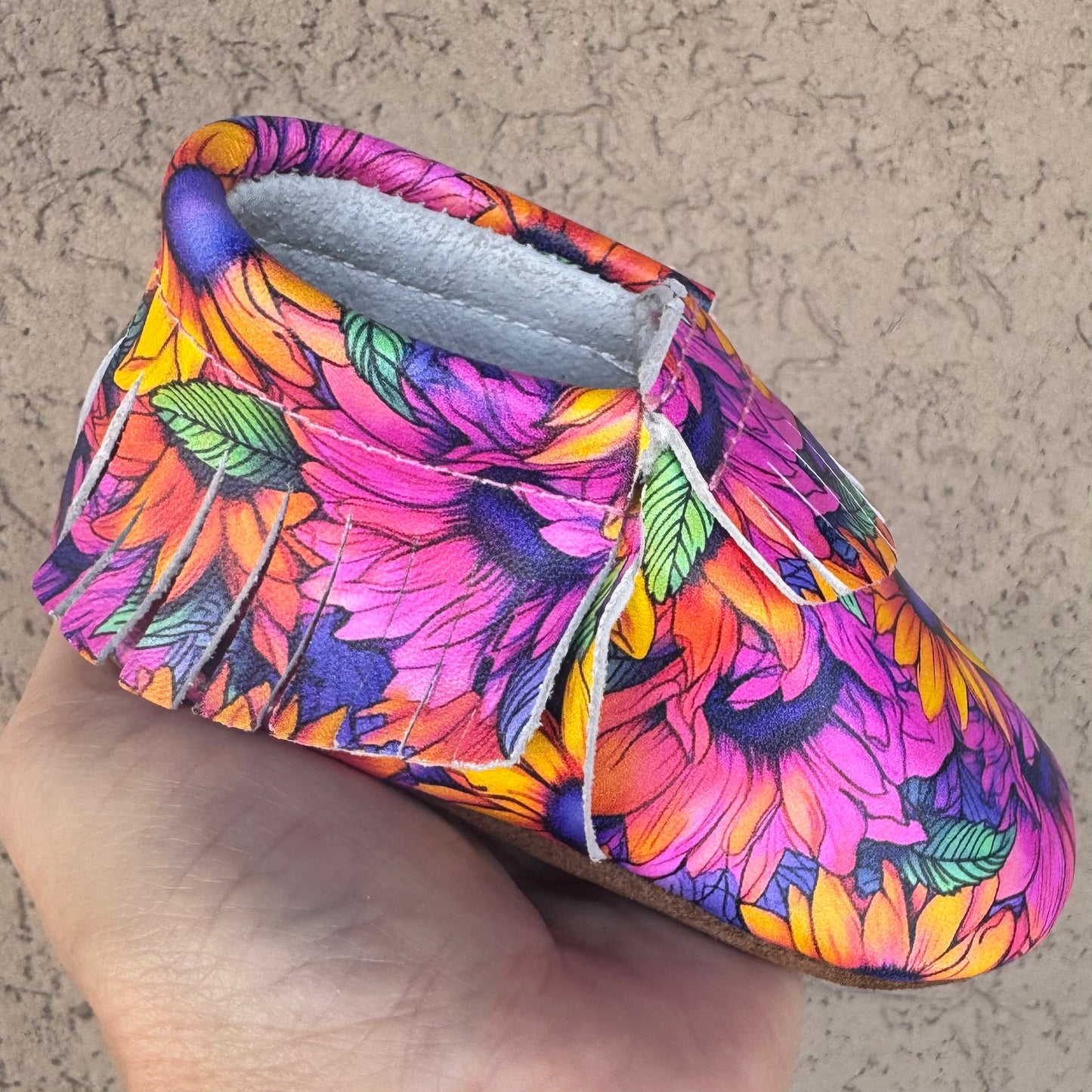 RTS Neon Sunflower Moccs (SZ 4)